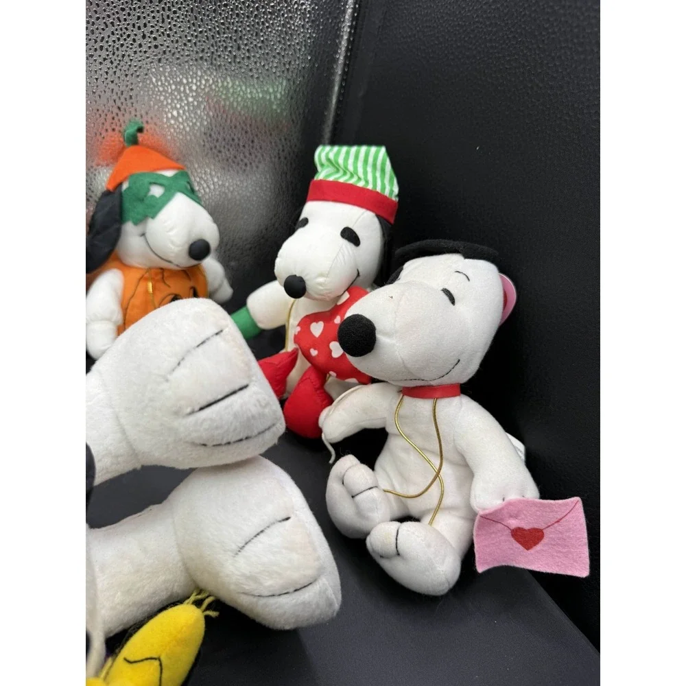 Vintage Hallmark Snoopy Peanuts Beanbag Plush Holiday Collection Lot of 8 Used